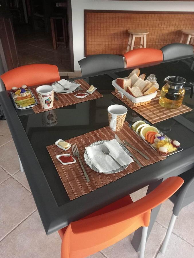 La Maison Du Voyage Tevaitoa Ngoại thất bức ảnh